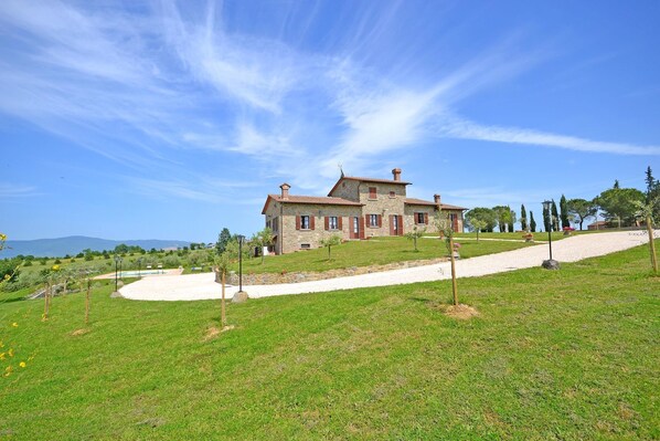 Outdoor view and garden