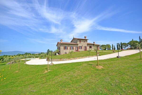 Building Exterior, Garden, People