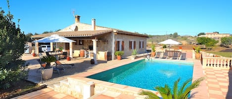 Finca con piscina para el alquiler en Mallorca