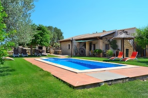 Tranquillity, privacy, swimming pool, terrace, holidays