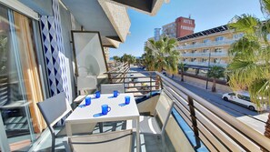 Terrace with table and chairs