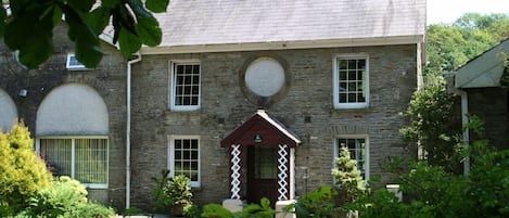 Ty Cerbyd Georgian Coachhouse