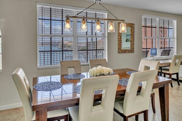 Dining room- seats up to eight people
Great water views 