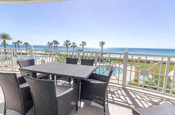 Massive balcony with breathtaking views from sunrise to sunset