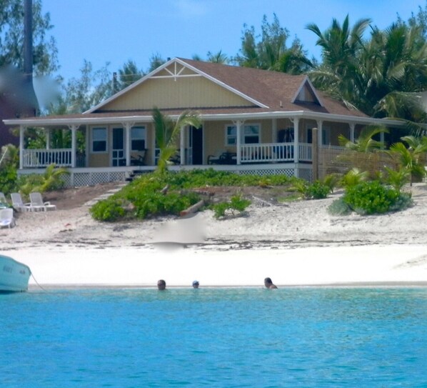 Tar Bay-best location on the island...