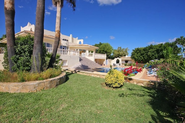 Villa Cora 6 pax - 1