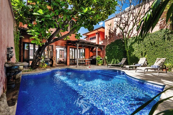 Pool