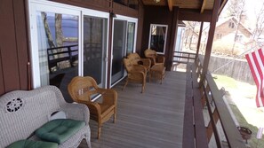 Upper/covered deck overlooking the lake