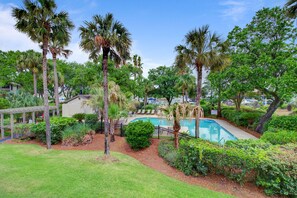 Steps Away, Pool and Hot Tub