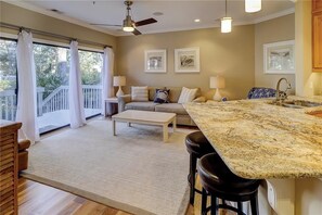 Kitchen/Living Room