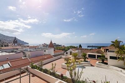 Zentral Apartment mit Meerblick - Funchal