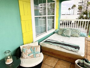 Balcony beach bed
