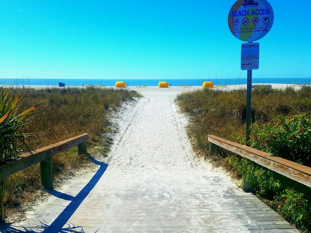 Gulf Winds Resort, Saint Pete Beach location de vacances appartements