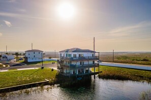 Enjoy 360 views of the sound and ocean off of the 3-story deck.