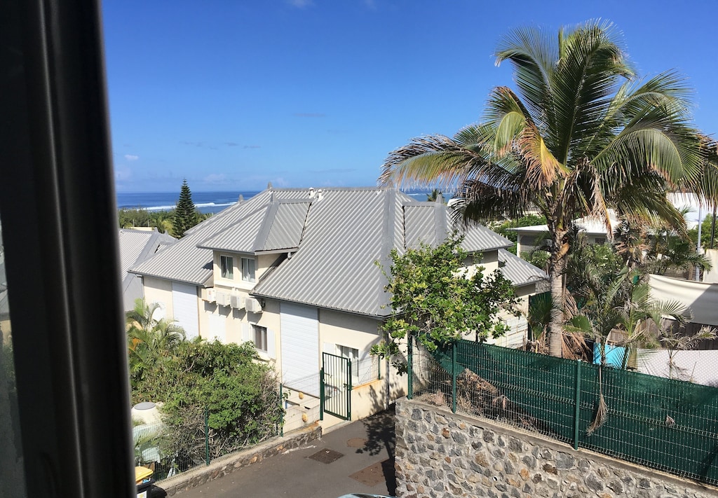 Plage de la Souris Chaude, Trois-Bassins, Arrondissement of Saint-Paul, Reunion