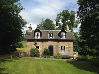 GARDEN COTTAGE, near St Andrews. Quiet, rural location. New June availability!