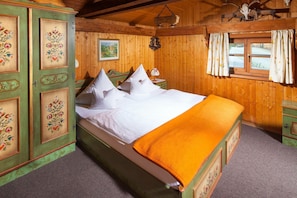 Ferienhaus Berchtesgadener-Feldkasten, für 2-3 Personen-Schlafzimmer