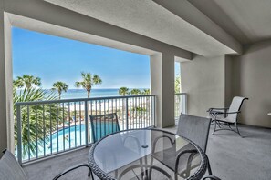 Grand Panama 1-303 Balcony