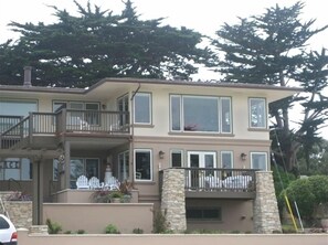 Lower Unit with 2 balcony areas