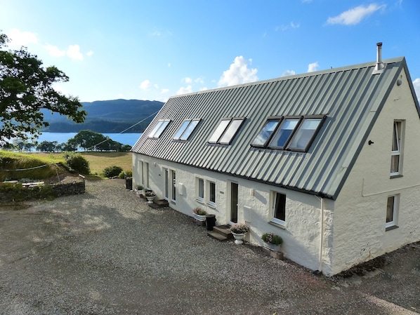 Barn and Stable cottages. Barn is nearest in the photo