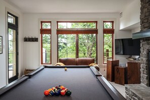 Spielezimmer