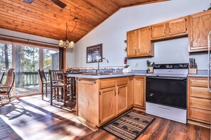 Spacious open concept kitchen/dining area