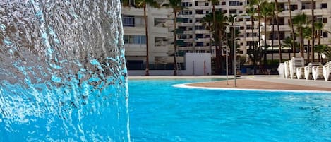 Hidromasaje en piscina