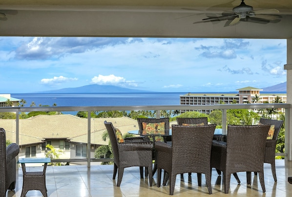 Ocean view from upper lanai
