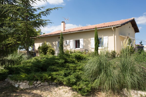 Façade ouest- côté piscine