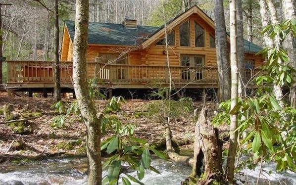 Collett Creek Cabin I