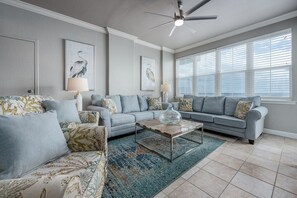 2996 Scenic Hwy 98 608-12246
