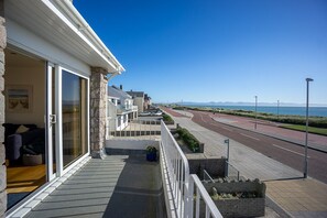 Balcony looking North