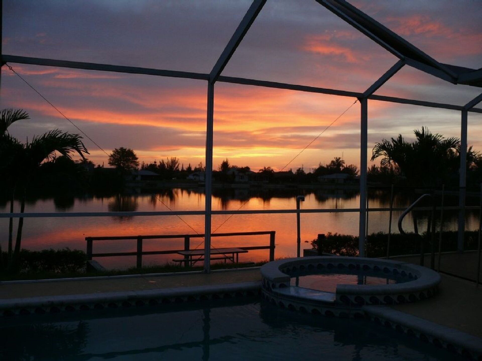 Exclusive Villa Fantastic Lakeview, Pool & Spa, Breathtaking