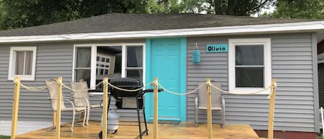 Front view of Olivia cabin
