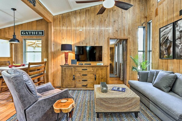 Frisco Vacation Rental | 2BR | 1BA | 772 Sq Ft | Step-Free Access via Ramp