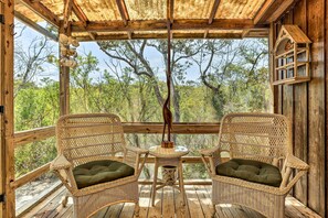 Private Deck | Gas Grill