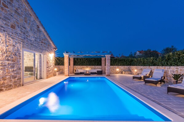 Holiday Home Swimming Pool