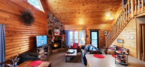Looking toward the door to the covered deck and 3 season porch