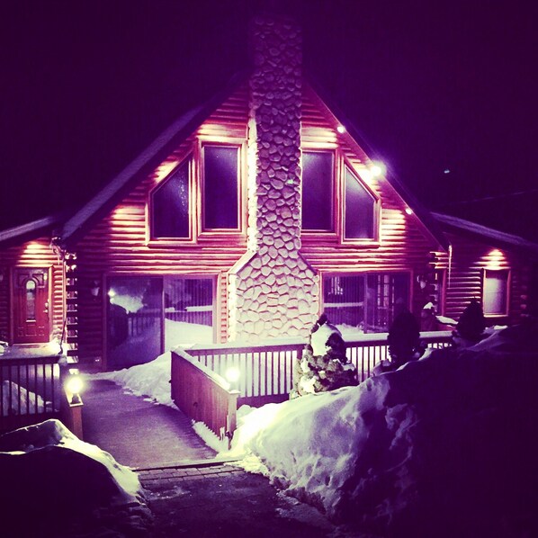 Winter time is beautiful at the cabin