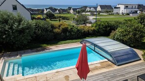 Piscine vue mer