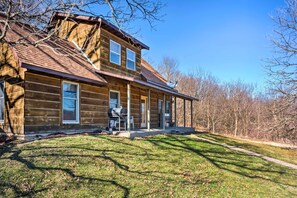 2-Story Cabin | Spacious Yard | On-Site Trails