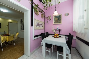 Dining room 2