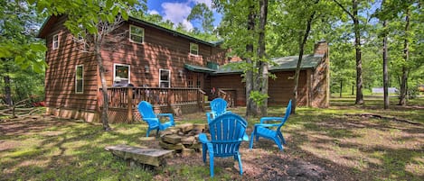 Broken Bow Vacation Rental | 6BR | 3.5BA | Steps Required | Private Entrance