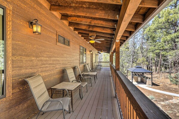 Pinetop-Lakeside Vacation Rental | 5BR | 3BA | 3,700 Sq Ft | Stairs to Access