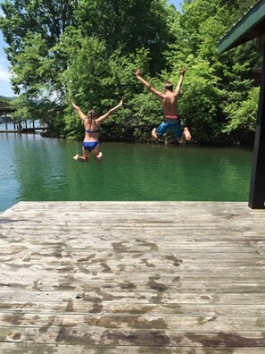 1, 2, 3, Jump