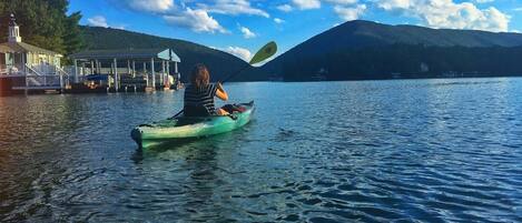 Enjoying some kayak time. Two kayaks available for use during your stay