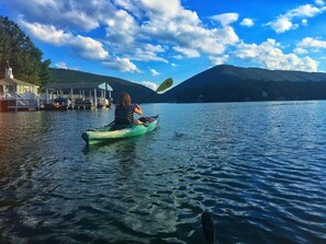 Enjoying some kayak time. Two kayaks available for use during your stay