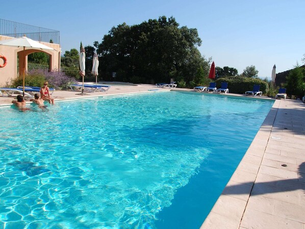 Holiday Home Swimming Pool