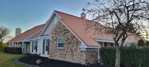 Guest House looking north northeast.