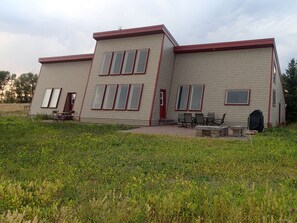 Fabulous mountain views from the many large picture windows and patio!